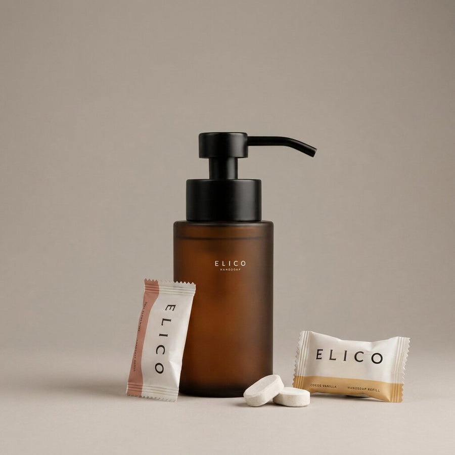 Handzeep starterkit: dispenser van 300 ml in mat glas met matzwarte pomp en refill-tabletten